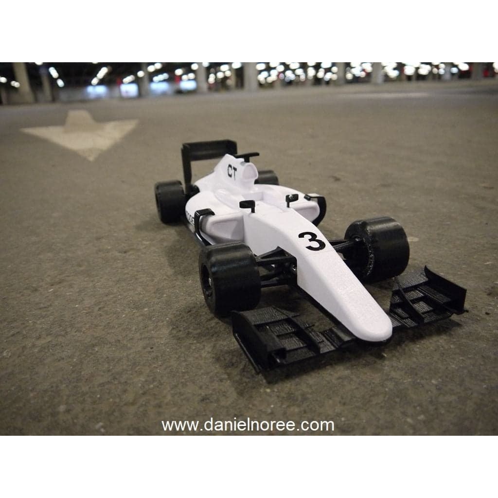 Figura 3D personalizada de OpenRC F1 car - 1:10 RC Car · Pasatiempo en PLA — imagen 2